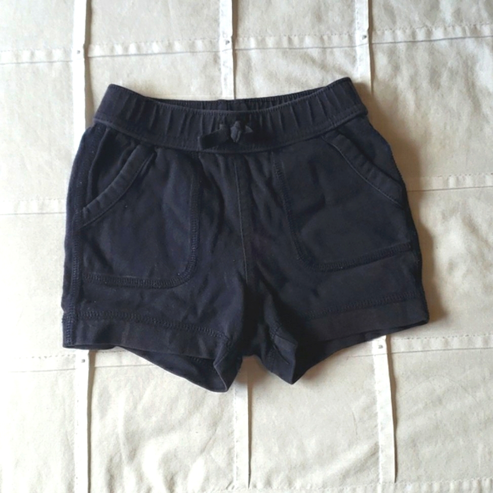 💙 BABY GAP - Navy Blue Short - Size 6-12 M